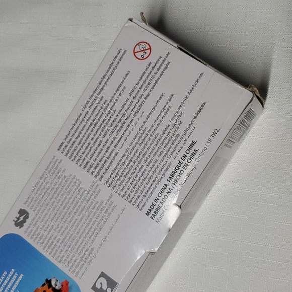 NIB Thomas & Friends Golden Thomas Motorized Battery Operated Fisher Price Train - Picture 10 of 14